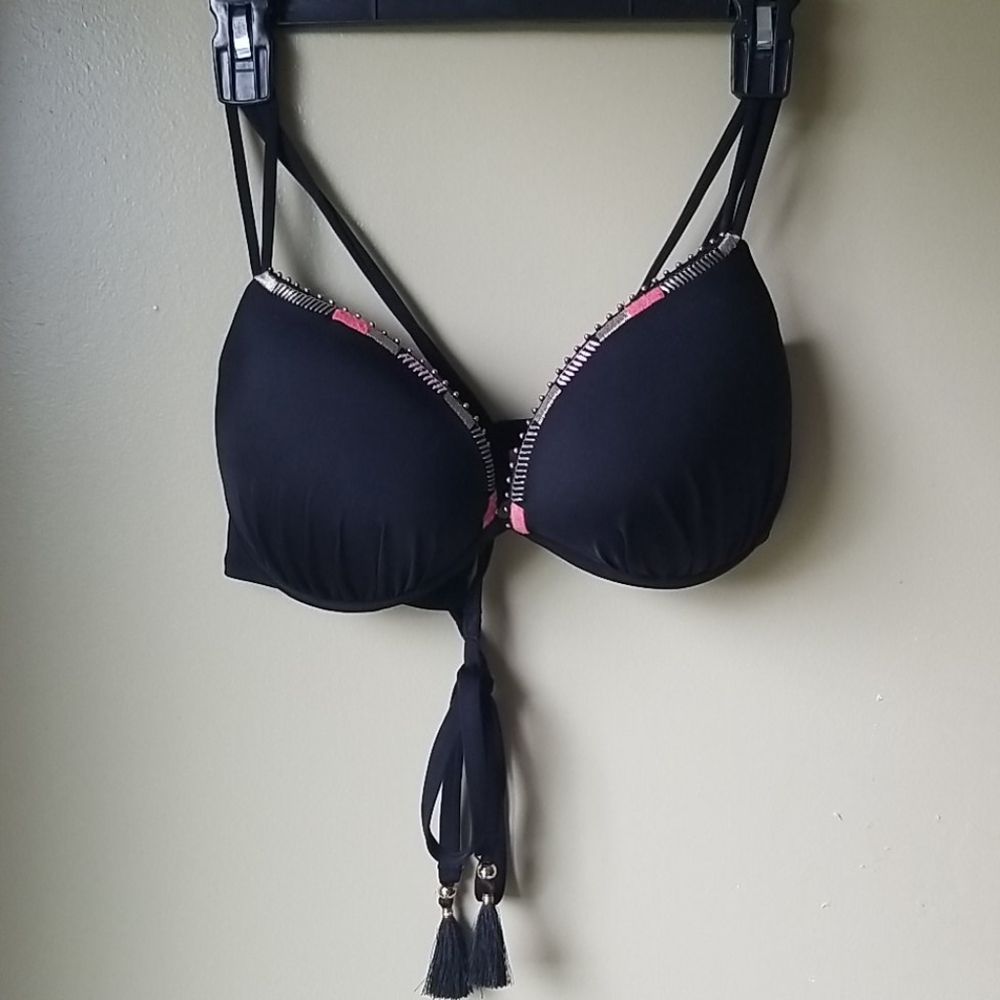 36D Victoria's secret swim top